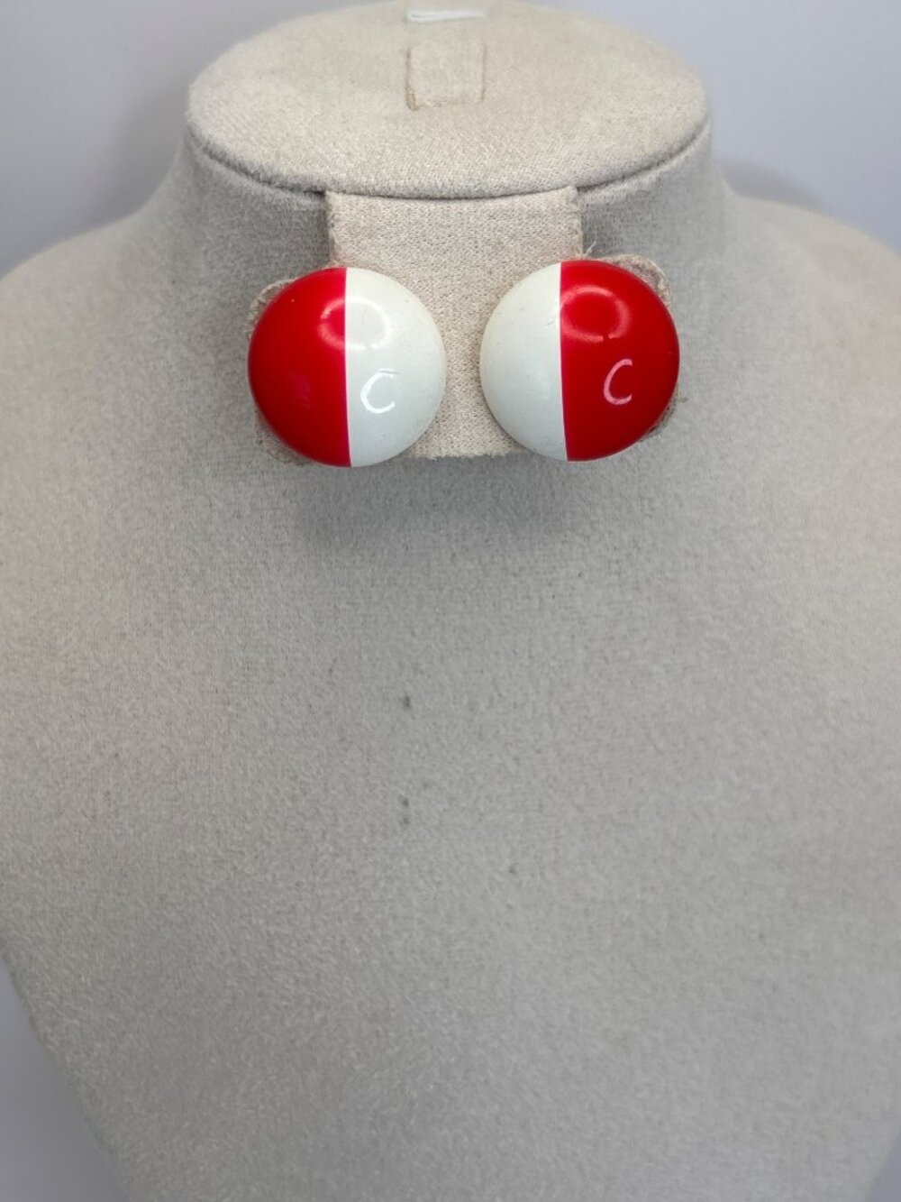 Vintage Retro Two Tone Red White Resin Dome Pierced Earrings